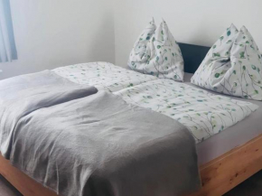 Beautiful apartment near W rthersee